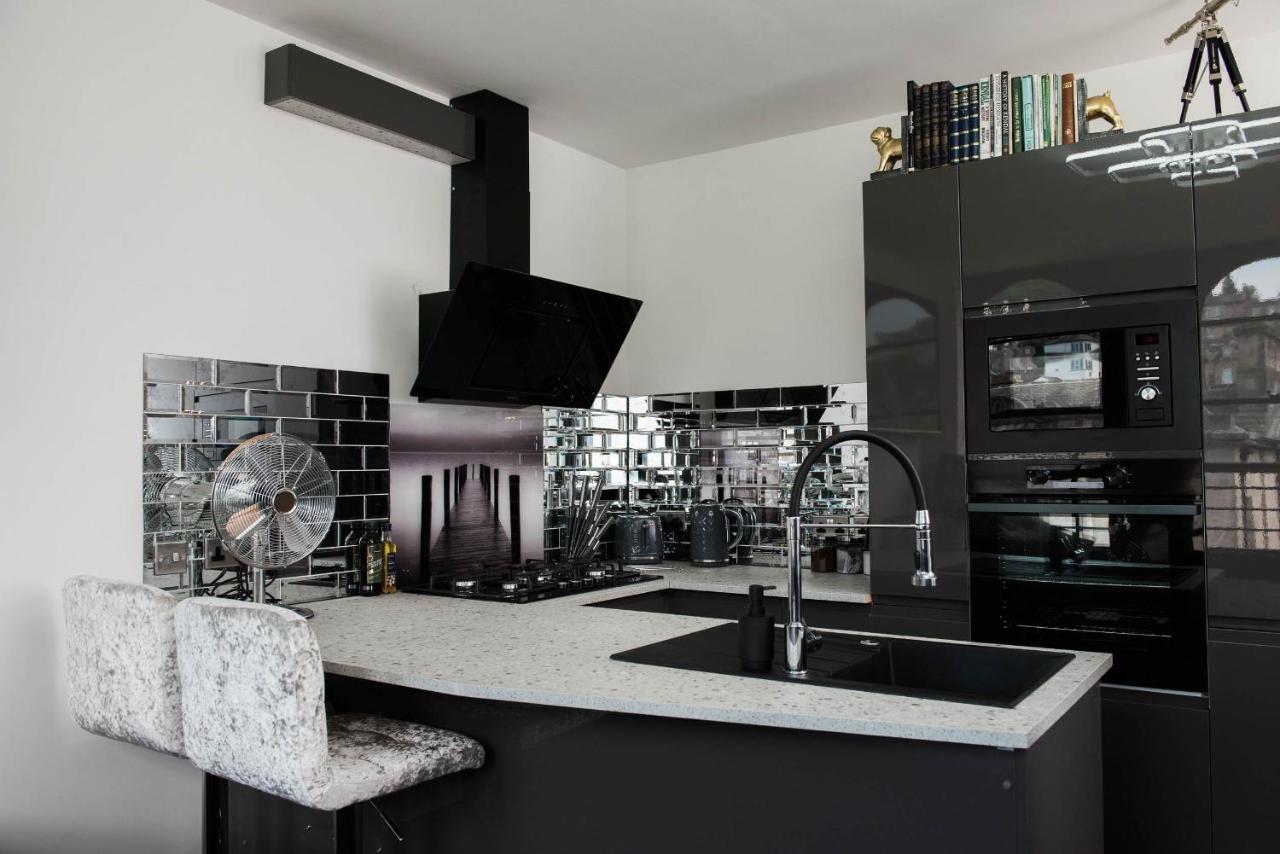 The Arches Apartments Kendal Bagian luar foto